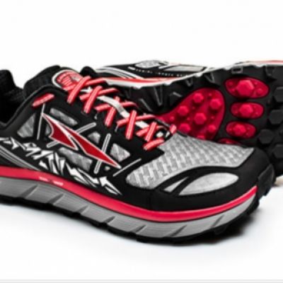 running shoe Altra Lone Peak 3.0