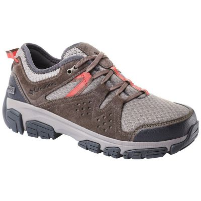 hiking shoe Columbia Isoterra Outdry