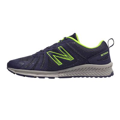 running shoe New Balance 590v4