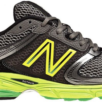 running shoe New Balance 770v3