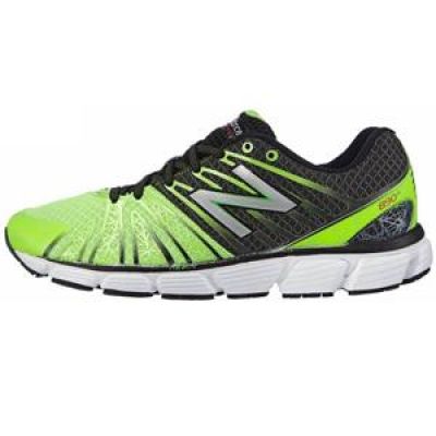 running shoe New Balance 890 v5