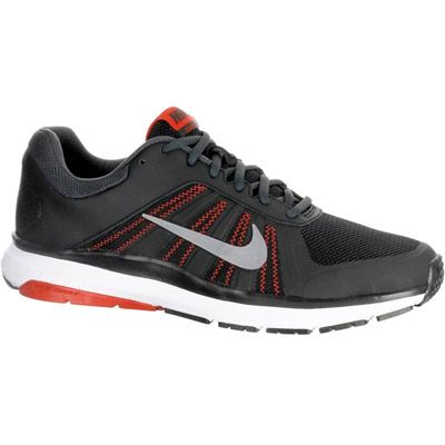 running shoe Nike Dart 11