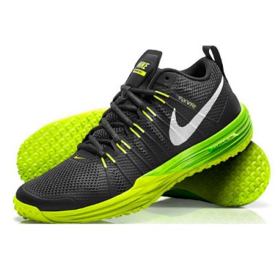 running shoe Nike Lunar TR1