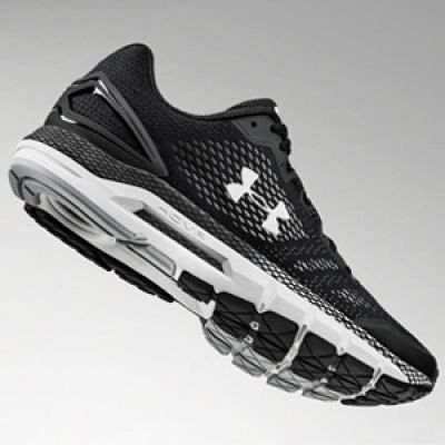 running shoe Under Armour HOVR Guardian