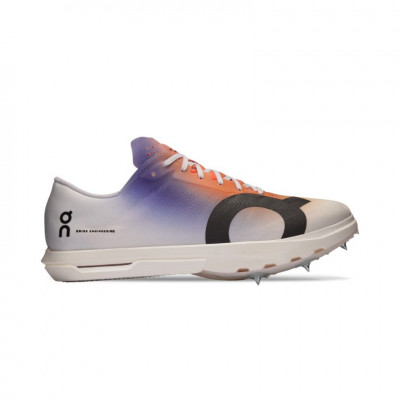 running shoe On Cloudspike Amplius