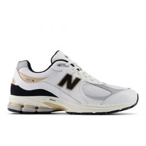 New Balance Men's 2002R in White/Black/Brown Leather