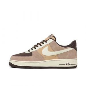 Nike Men's Air Force 1 '07 LV8 Sneaker