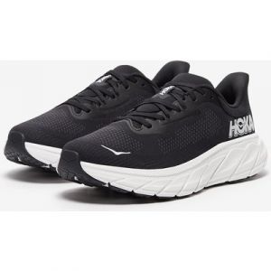 Hoka Arahi 7