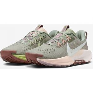 Nike Womens Pegasus Trail 5