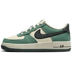 Nike Older Kids' Shoes Air Force 1 LV8