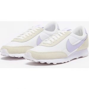 Nike Sportswear Womens Daybreak