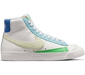 Nike Women's Blazer Mid '77 Sneaker