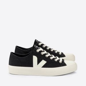 Veja Men?s Wata II Canvas Trainers