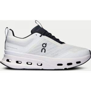 ON Running Cloudnova X - White/Black - Size: UK 5.5