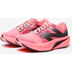 New Balance Womens FuelCell Rebel v4