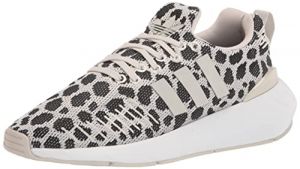 adidas Originals Women's Swift Run 22 Sneaker