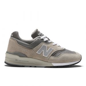 New Balance Unisex Made in USA 997 Core in Grey Suede/Mesh