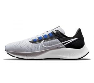 Nike Men's Air Zoom Pegasus 38 Sneaker