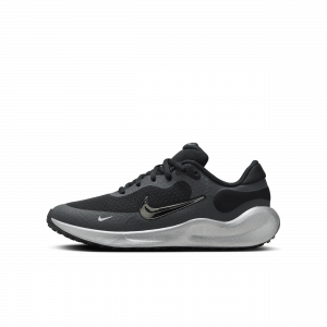 Nike Revolution 7 SE Older Kids' Running Shoes - Black