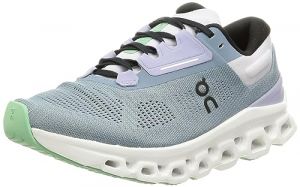 On Running Women Cloudstratus 3 Sneaker