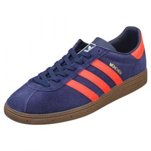 adidas Men's Munchen Sneaker