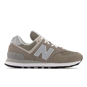 New Balance Women's 574 Sneaker