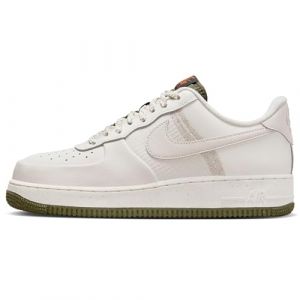 Nike Men's Air Force 1 '07 LV8 Sneaker