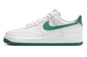 NIKE Air Force 1 '07 Men's Trainers Sneakers Leather Shoes FJ4146 (White/White/Malachite 102) UK12 (EU47.5)