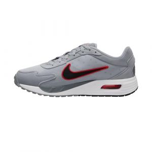 NIKE Men's Air Max Solo Sneaker