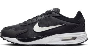 Nike Men's Air Max Solo Sneaker