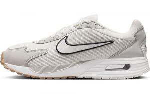 Nike Men Air Max Solo Sneaker