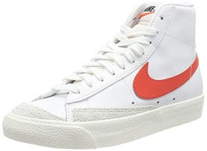 NIKE Women's W Blazer MID '77 Sneaker