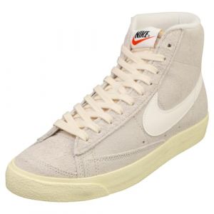 NIKE Women's Blazer Mid '77 Vintage Sneaker