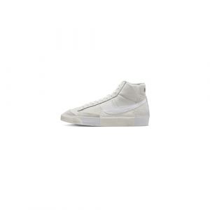 NIKE Men's Blazer MID PRO Club Sneaker