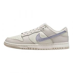 NIKE Women's W Dunk Low ESS Trend Sneaker