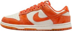 Nike Women's Dunk Low Sneaker