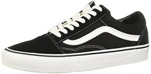 Vans Unisex Old Skool Classic Suede/Canvas' Sneaker