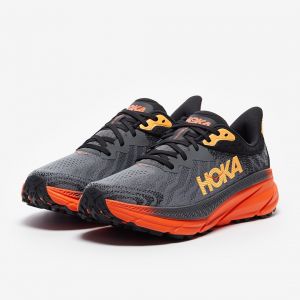 Hoka Challenger 7