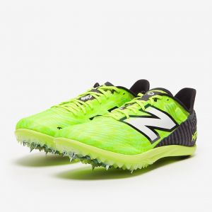 New Balance FuelCell MD500 V9