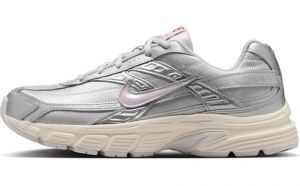 NIKE Women's WMNS Initiator Sneaker