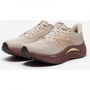New Balance Womens FuelCell Propel v4