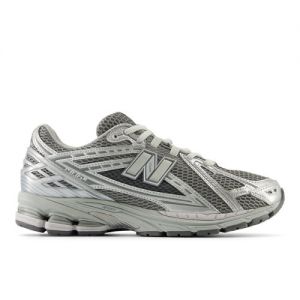 New Balance Unisex 1906R in Grey Synthetic, size 13.5
