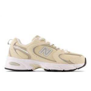 New Balance Unisex MR530 in Beige/Grey Synthetic, size 8.5