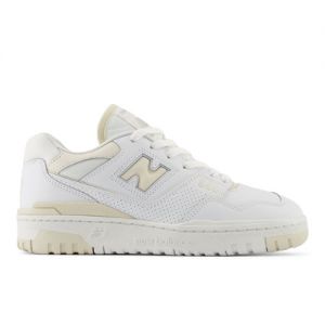 New Balance Women's 550 in White/Beige Leather, size 8 Narrow