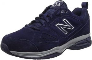 New Balance Men's 624v4 Sneaker