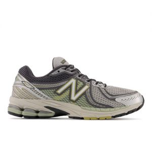 New Balance Men's 860V2 in Grey/Black/Brown Synthetic, size 10.5
