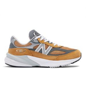 New Balance Unisex Made in USA 990v6 in Brown/Grey Leather