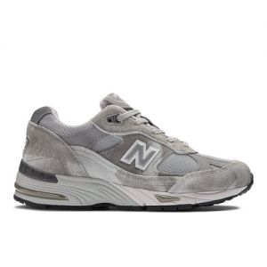 New Balance Women's MADE in UK 991v1 Pigmented in Grey Suede/Mesh, size 8 Narrow